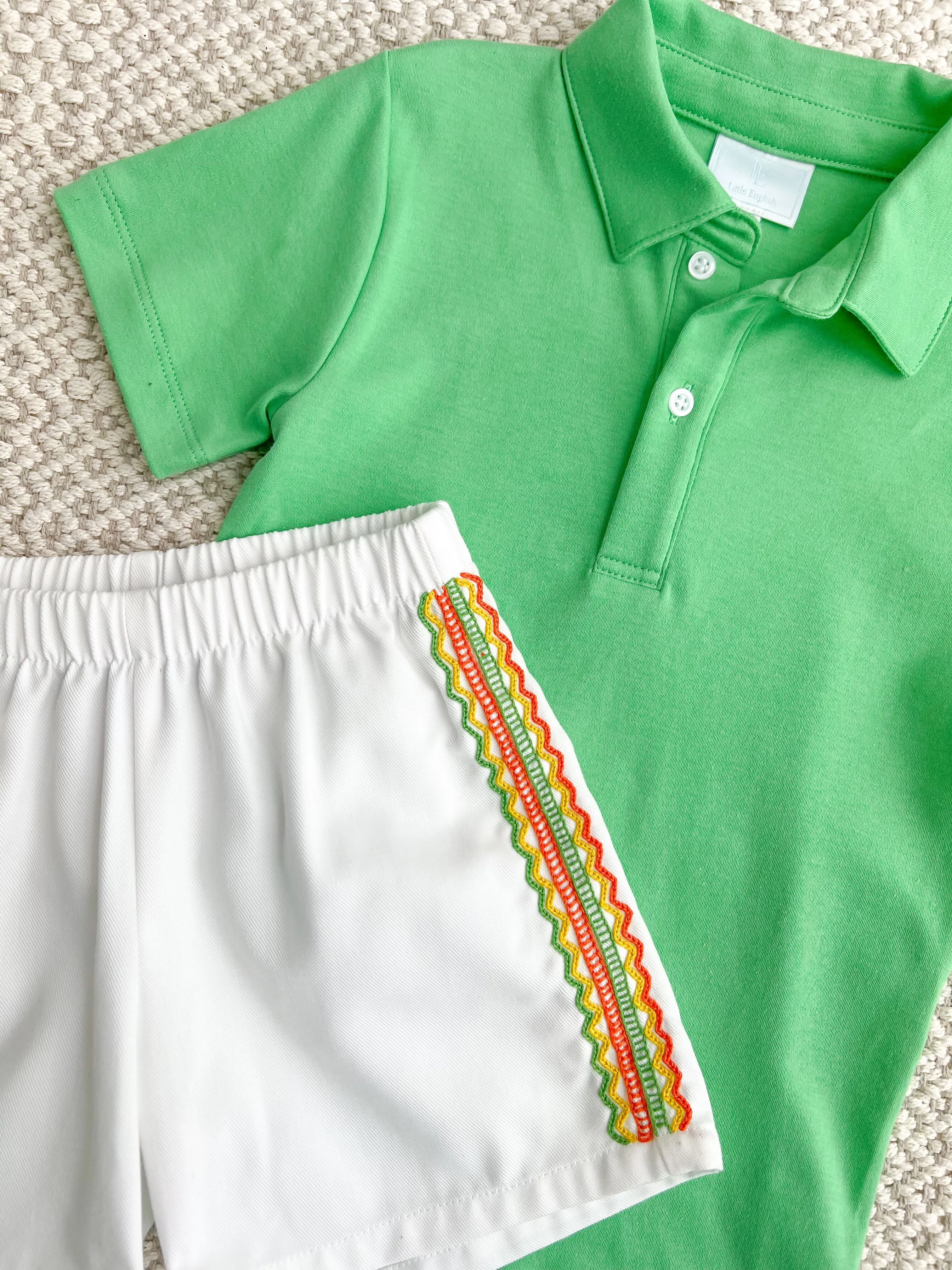 Embroidered Basic Short - White
