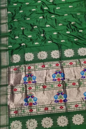 Green Handloom Paithani Pure Silk Peacock Design Saree - Elegant and Ethereal