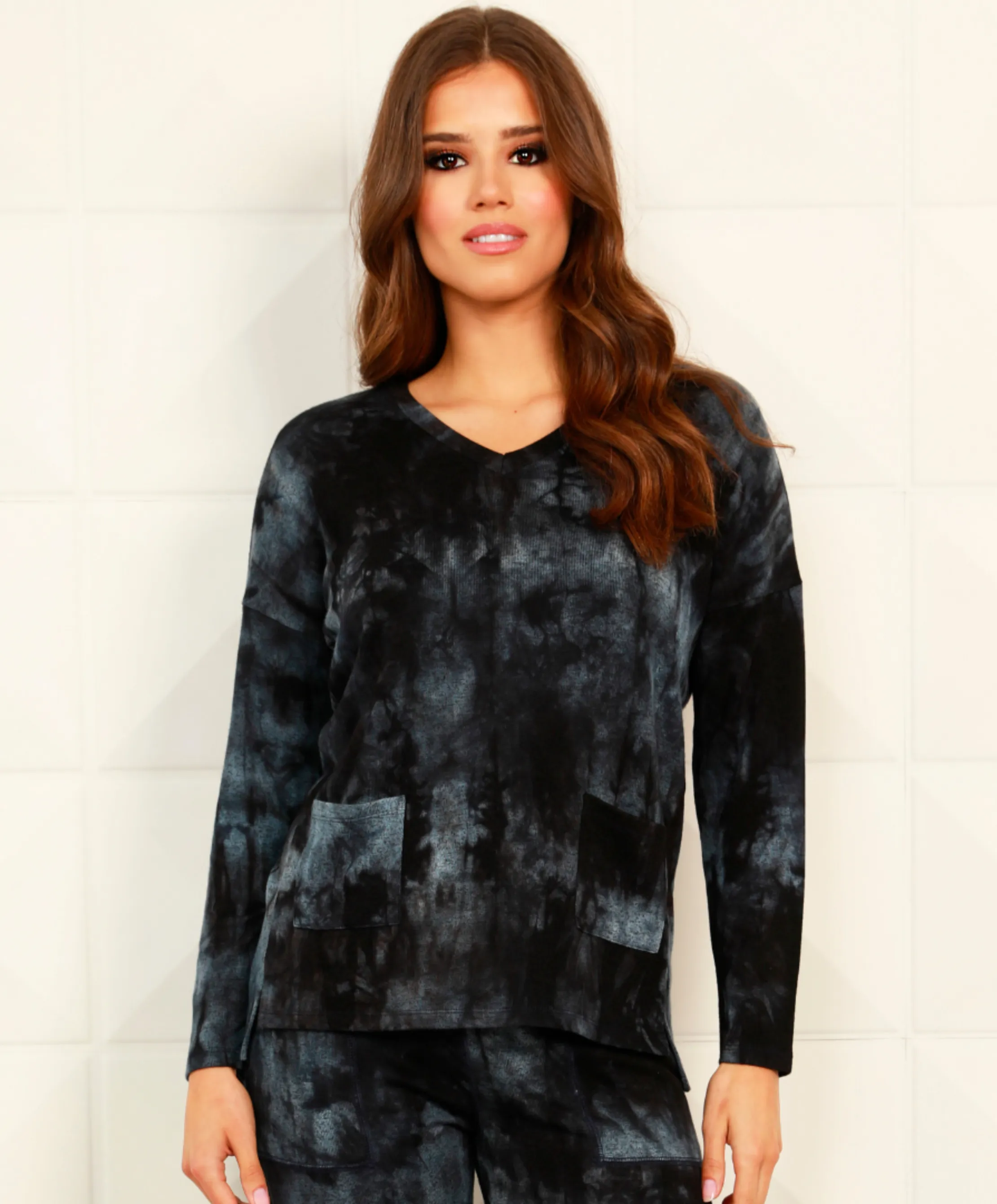 Marble Wash V-Neck with Pockets