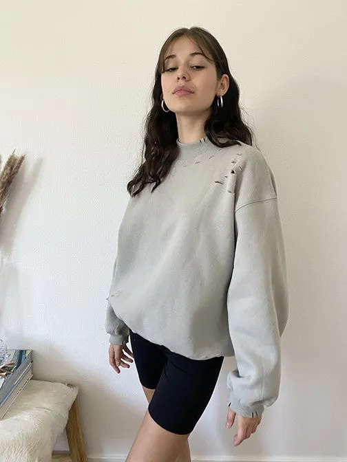 SOFT DISTRESSED PULLOVER