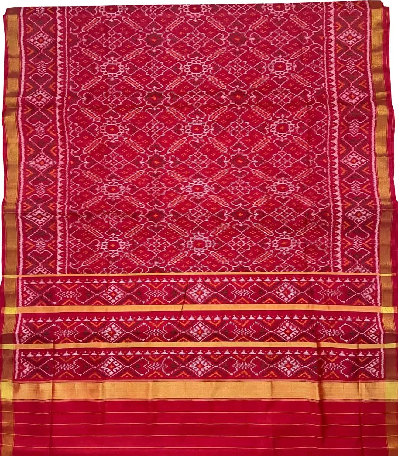 Stunning Red Handloom Patola Single Ikat Saree - Perfect for Any Occasion